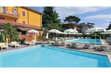 Italija Hotel Manerba del Garda, Eksterier